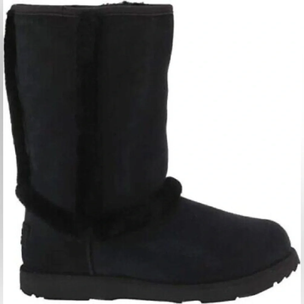 UGG Kids Hadley II Waterproof Tall (Big Kid) Black | NEW in‎ BOX!!!🖤
